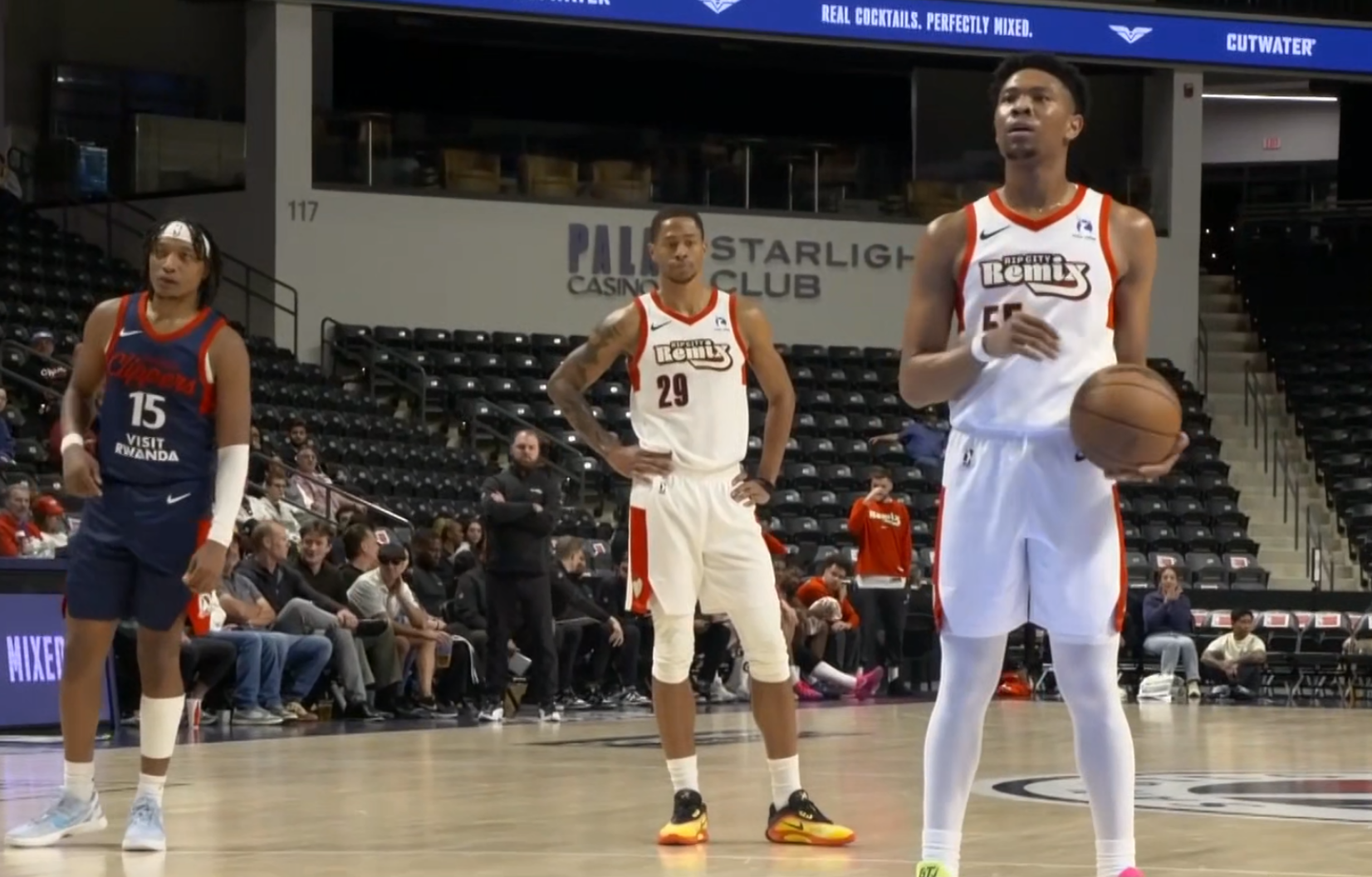 竞技宝DOTA2-杨瀚森16中14，狂轰31+8+3！创3项生涯新高，加盟开拓者真涨球了